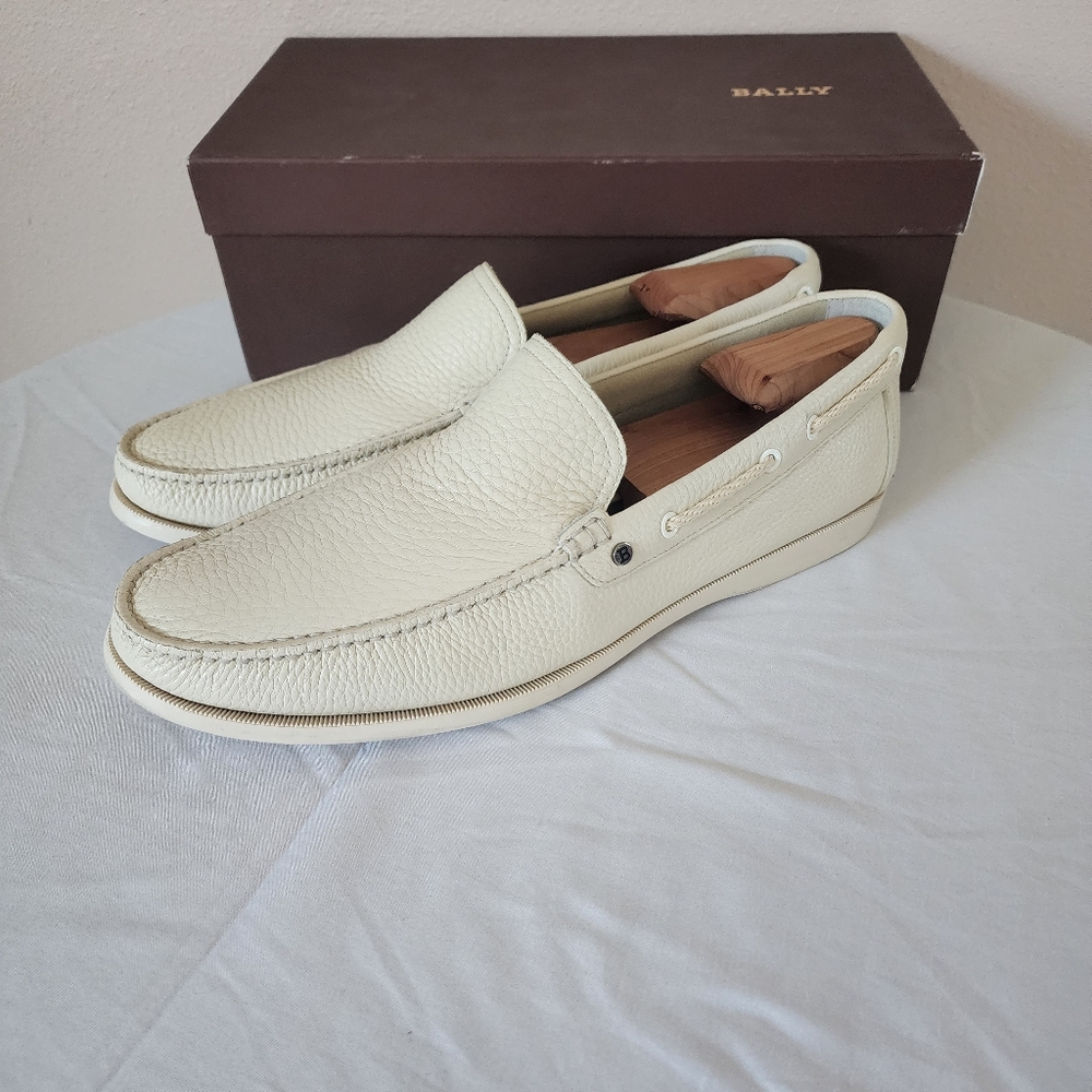 Bally Mens Leather Loafers